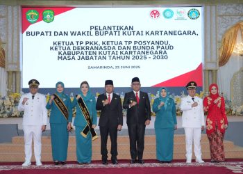 Dilantik Gubernur Kaltim, Aulia-Rendy Siap Wujudkan Kukar Idaman Terbaik