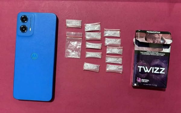 Unit Reskrim Tangkap Pengedar Sabu di Gang Kuburan dengan 12 Paket Disita