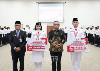 Dua Pelajar Kaltim Paskibaraka 2024 Dapat Bonus Rp20 Juta