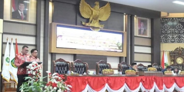 Bupati Kukar Sampaikan Pidato Perdana di DPRD dengan Misi Kukar Idaman Terbaik