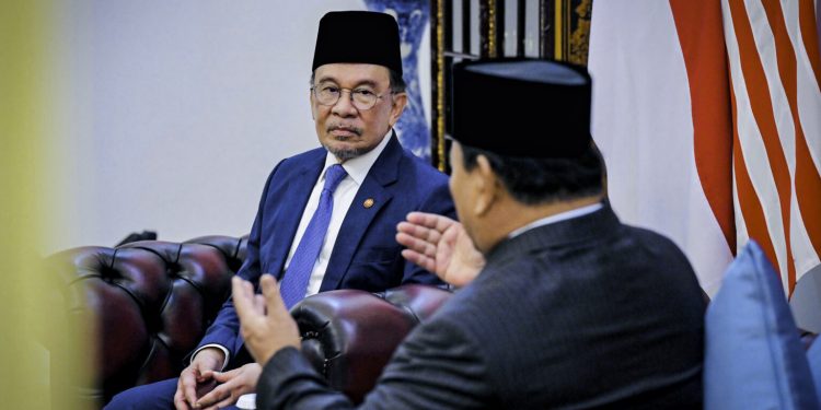Presiden Prabowo dan PM Anwar Ibrahim Sepakat Perkuat ASEAN serta Stabilitas Kawasan