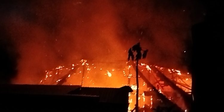 Dua Rumah Terbakar di Jalan Blora 2 Balikpapan