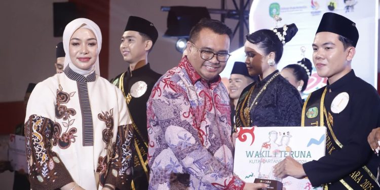 Pemilihan Teruna Dara dan Putri Pariwisata Kukar 2025 Sukses, Berikut Para Pemenangnya