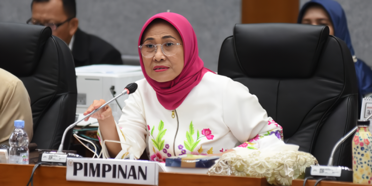 Ketua Komisi X DPR Hetifah Minta Pemerintah Hati-hati dalam Memblokir Roblox