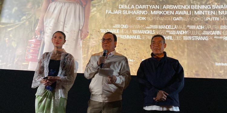 Integritas Pegawai Pemkot Balikpapan Nonton Nyanyi Sunyi dalam Rantang Bersama-sama