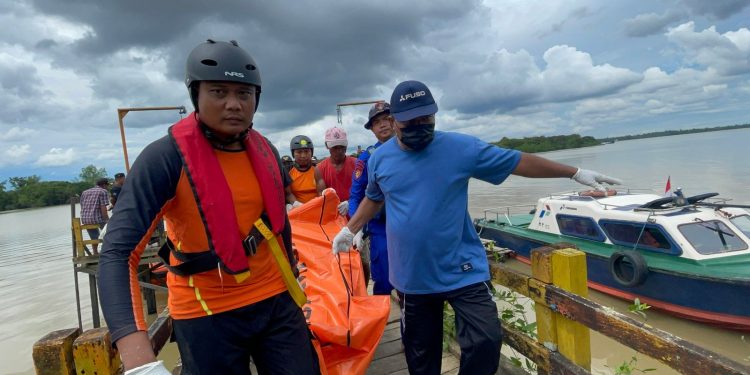 ABK KM Anugrah 05 Hilang di Muara Pegah Kukar Ditemukan Sudah Meninggal