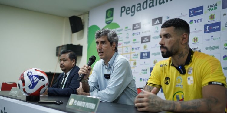 Rahasia Sukses Renan da Silva Alves sebagai Striker Dadakan Barito Putera