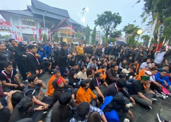 DPR Tentukan Enam Langkah, Publik Menanti Tanggapan Konkret atas Tuntutan Rakyat 17+8