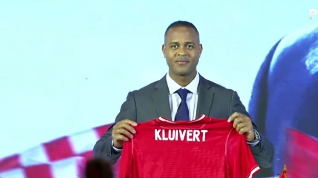 Perjalanan Sulit Patrick Kluivert sebagai Pelatih Timnas Indonesia, Terancam Dipecat