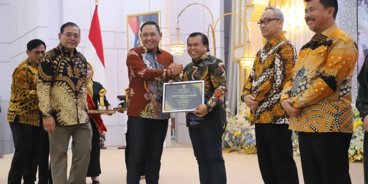 Bontang Raih Juara Keterbukaan Informasi Publik Kaltim 2025, Balikpapan di Posisi Enam