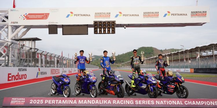 Yamaha Dominasi 5 Kelas di Kejurnas Mandalika Racing Series 2025