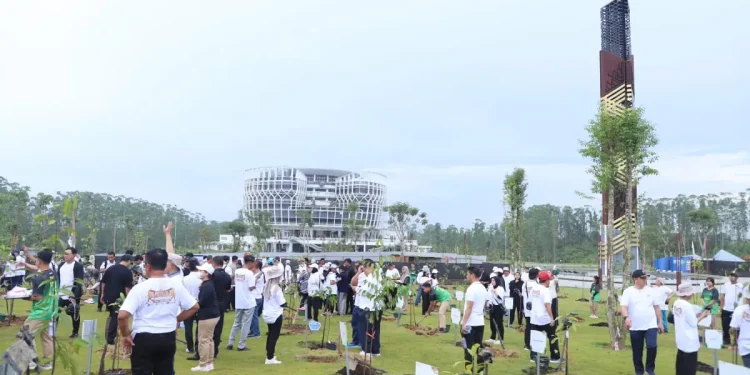 Otorita IKN Tanam Pohon Rutin, Basuki Sebut Sudah 7,5 Hektar Ditanam