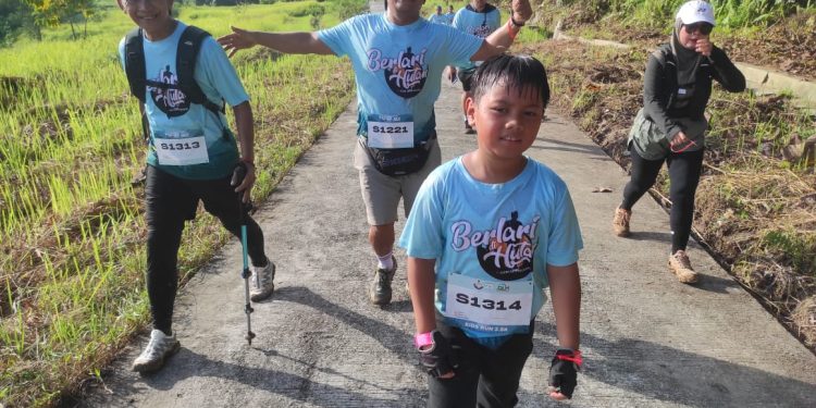 Berlari di Hutan Kebun Raya Balikpapan Diikuti Pelari dari Usia 6 Tahun ke Atas