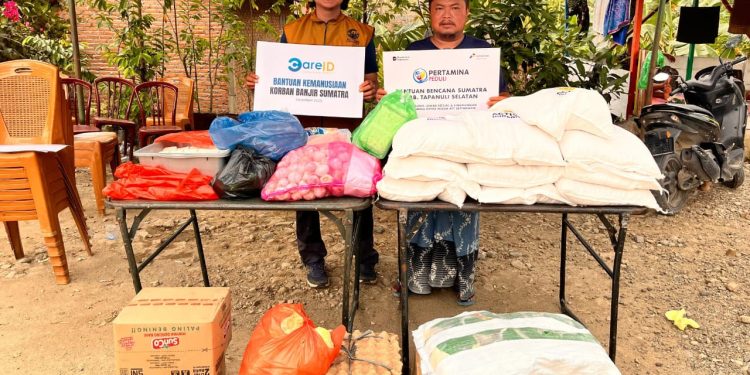 Dukungan Logistik untuk Penyintas Banjir Sayur Matinggi Sumut dari Kalimantan