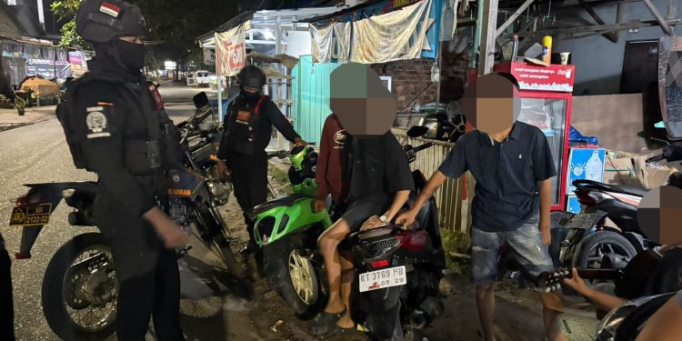 Patroli Dini Hari Gagalkan Aksi Balap Liar di Taman Tiga Generasi