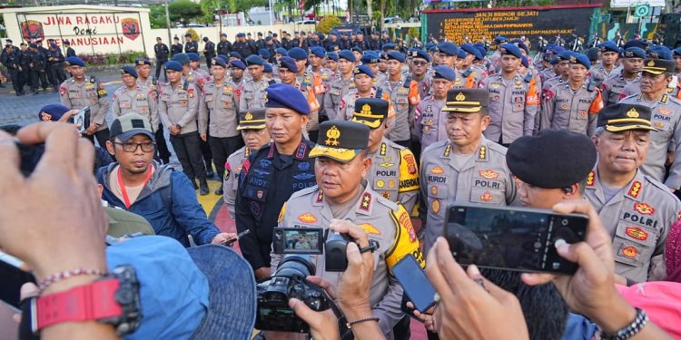 Polda Kaltim Kirim 100 Personel Brimob ke Aceh untuk Misi Kemanusiaan Pasca Bencana