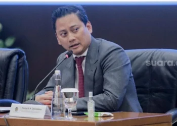 DPR Menetapkan Thomas Djiwandono Sebagai Deputi Gubernur Bank Indonesia