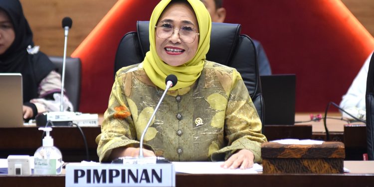 Sentil PSSI, Hetifah Sjaifudian: Sepak Bola Bukan Proyek Instan