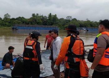 Tim SAR Temukan Korban Terakhir Kecelakaan LCT dan Ketinting di Sungai Belayan Kukar