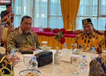 Pertemuan Direksi Kilang di Balikpapan dengan Sultan Kutai Kartanegara, Ini yang Dibahas