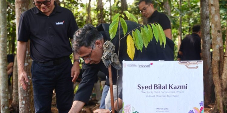 Dukung IKN sebagai Kota Hijau melalui Aksi Penanaman Pohon Indosat