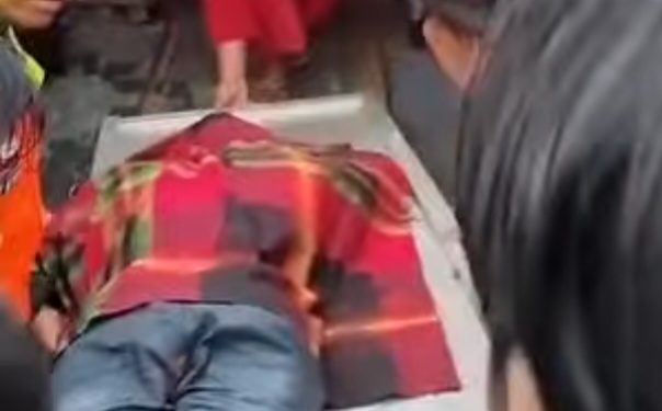 Hujan Deras dan Angin Kencang Hancurkan Bangunan di Balikpapan, Satu Orang Tewas