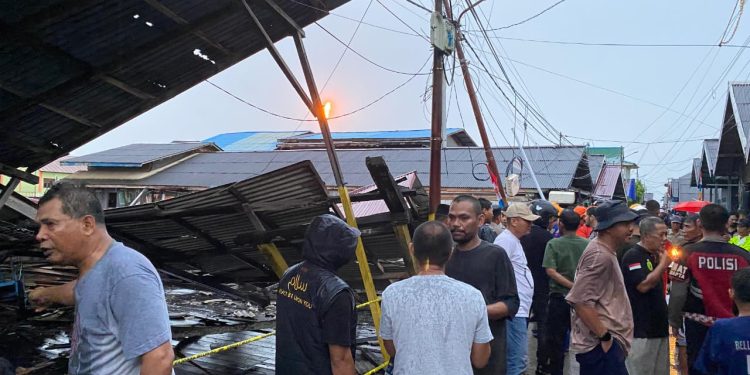 Identitas Korban Tewas Tertimpa Bangunan di Balikpapan Barat Diketahui Pedagang Gulali Garut